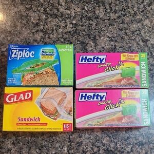 Lot of 4 boxes new sealed SANDWICH BAGS TOTAL 330 bags